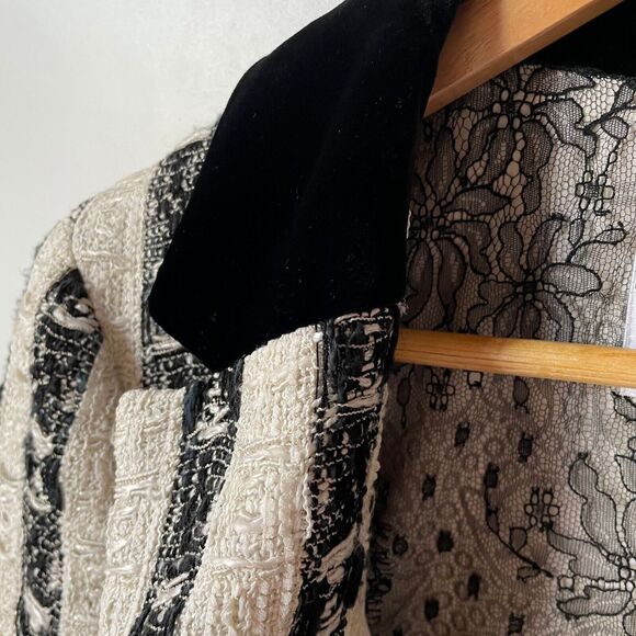 Chanel Vintage 2004 Tweed Lace Trim Jacket Black White - Picture 13 of 15